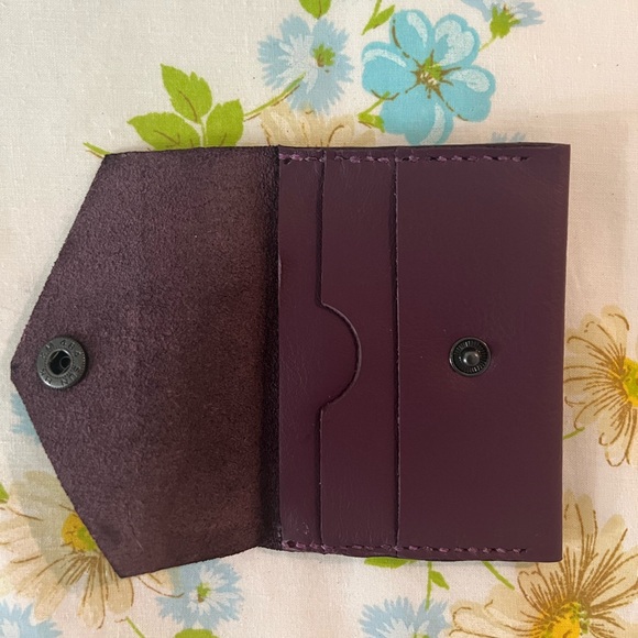 Handmade Genuine Leather Wallet - Picture 3 of 5